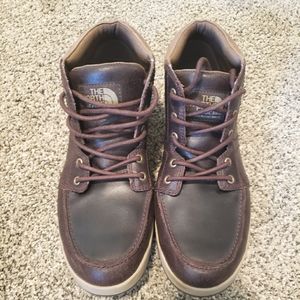 North Face Ballard Evo Chukka leather boots
